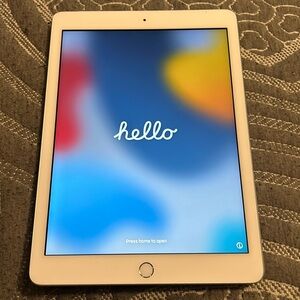 iPad brand new. Offer prices!